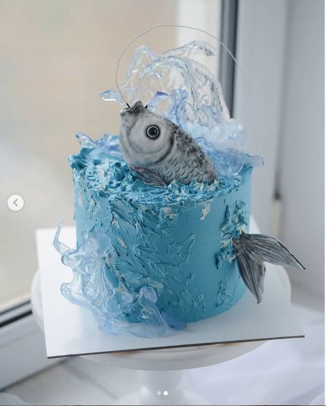 Fishing Theme Cake, Fisherman Cake, New Cake Design, Fishing Theme Birthday, Fish Cake Birthday, Ocean Cakes, Dad Birthday Cakes, Sea Cakes, Creative Cake Decorating