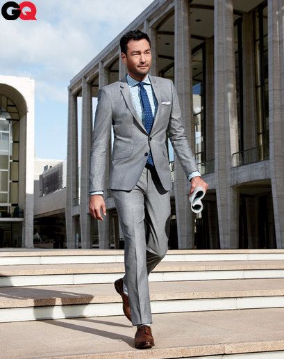 The $300 Suit That Looks Like You Spent $3,000 | GQ Brown Shoes Outfit, Men Suits Modern, Interview Suits, Zara Suits, A Man In A Suit, Cheap Suits, Man In A Suit, Formal Men, Man Suit