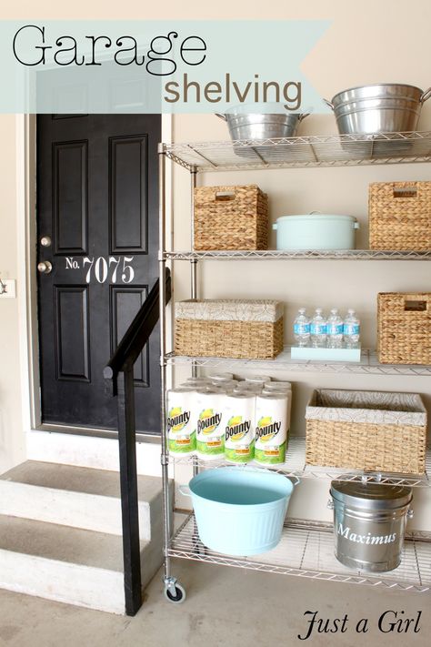 pantry storage idea Mud Room Garage, Casa Garage, Organized Garage, Garage Shelves, Garage Entry, Garage Organize, Garage Remodel, Ideas Para Organizar, Garage Shelf