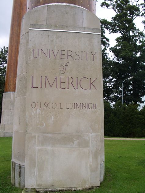 Ollscoil Luimnigh (University of Limerick) University Of Limerick Ireland, Academic Moodboard, University Of Limerick, Limerick City, Moving To Ireland, Limerick Ireland, 2024 Board, Dream College, Uni Life