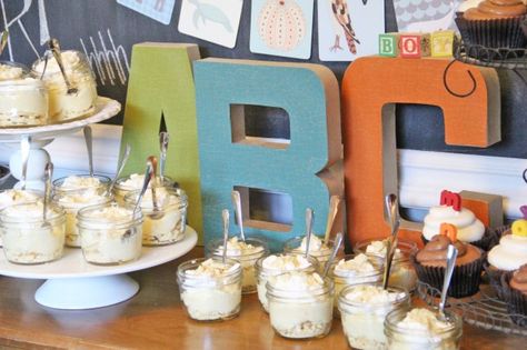 Alphabet Baby Shower Ideas (SO cute!) Alphabet Baby Shower Ideas, Abc Birthday Parties, Abc Baby Shower, Alphabet Party, Alphabet Birthday, Storybook Baby Shower, Summer Baby Shower, Baby Shower Brunch, Owl Baby Shower