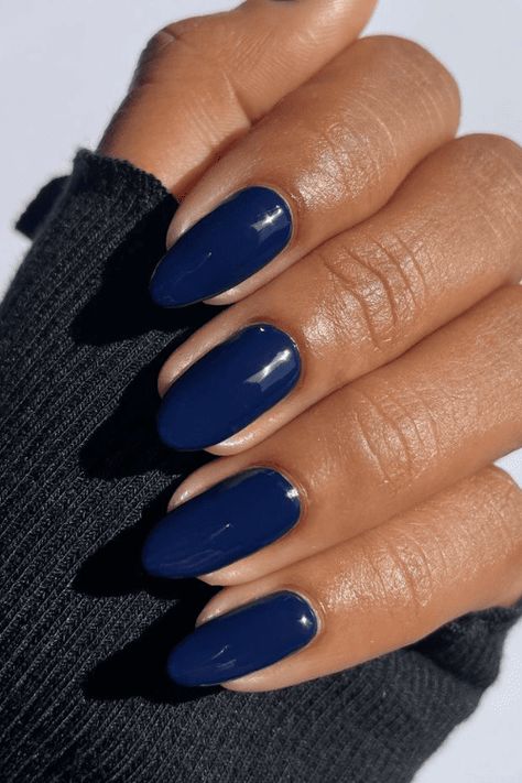 fall nail colors for dark skin Very Dark Blue Nails, Midnight Blue Short Nails, Midnight Blue Nails Acrylic Almond, Deep Navy Blue Nails, Light Navy Blue Nails, Navy And Black Nails, Blue Nails Navy, Dark Blue Oval Nails, Navy Blue Acrylic Nails Designs