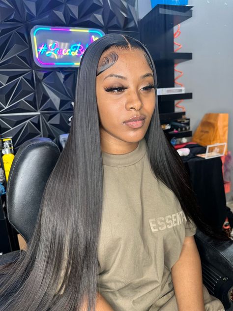 Black Middle Part Wig Straight, Wig No Edges, Baddie Wigs, Black Lace Wig, Black Hair Protective Styles, Middle Part Wig, Frontal Wig Hairstyles, Goddess Braids Hairstyles, Icon Gif