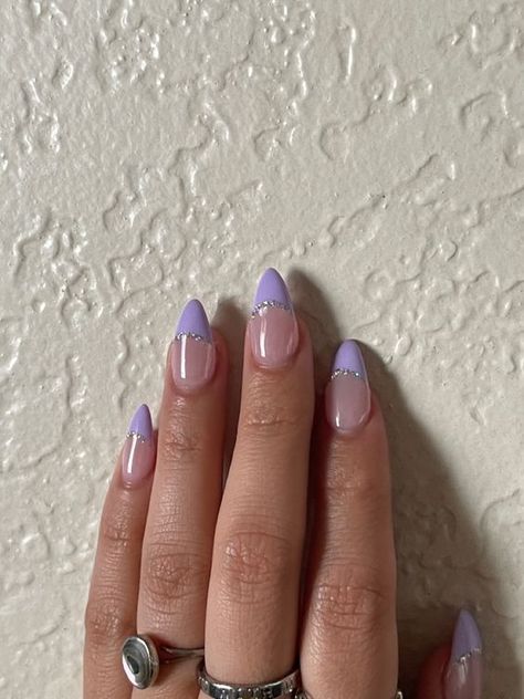 Purple Aesthetic Nails Almond, Almond Nails With Purple Tips, Lilac French Nails Almond, Cute Lavender Nails French Tip, Lilac Nails Wedding, Purple Nails Inspo Almond, Nail Ideas With Purple, Nail Ideas Almond Shape Purple, Lilac And Purple Nails