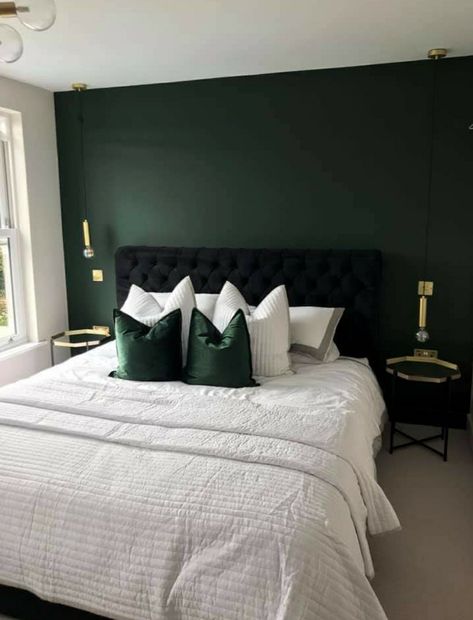 Dark Sage Green Room Ideas Bedroom, Dark Green Black Grey Bedroom, Hunter Green And Grey Bedroom, Dark Grey And Emerald Green Bedroom, Green Bedroom Feature Wall Ideas, Black Headboard Green Bedding, Black White And Dark Green Bedroom, Green Couples Bedroom, Dark Green Black And White Bedroom