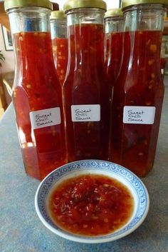 How To Make Sweet Chilli Sauce, Chilli Relish Recipe, Chilli Lime Seasoning Recipes, Preserving Chillies, Chilli Sauce Recipe, Preserve Recipes, Sweet Chilli Sauce Recipe, Homemade Sweet Chili Sauce, Sweet Chili Sauce Recipe