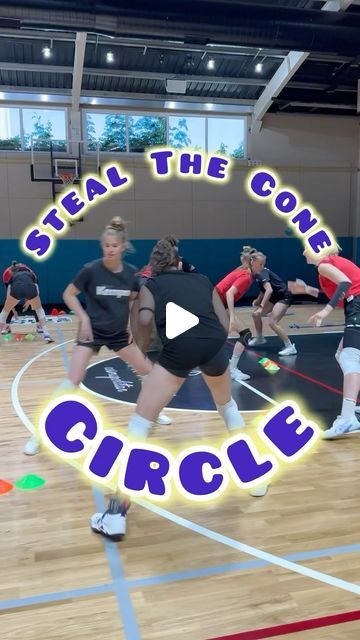 Games To Play In The Gym, Volleyball Basics, Fun Warm Up Games, Volleyball Warm Ups, Pe Classroom, Pe Games Elementary, Basketball Practice Plans, Youth Volleyball, Elementary Pe