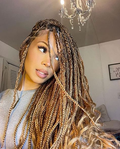 Blonde Ombré Box Braids, Ombré Goddess Braids, Blond Brown Braids, Knotless Honey Blonde Braids, Blonde And Brown Braids For Black Women, Braids Blonde And Brown, Ombre Blonde Braids, Honey Brown Knotless Box Braids, Blond And Brown Braids