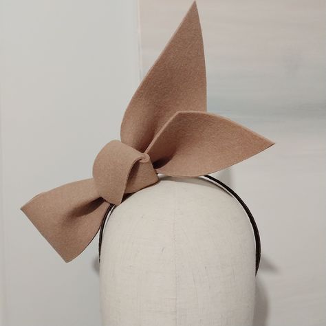 Modern Fascinator, Racing Birthday Party, Racing Birthday, Creating Keepsakes, Kraft Paper Wrapping, Felt Bows, Headpiece Hairstyles, Handmade Market, Metal Headbands