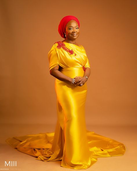 Starting the week bright and vibrant with this stunning on site no-sew draping I did for Barr Oluwatosin Bodunde for her 60th birthday photo shoot!!! Rate the look !! 60th Birthday Shoot, Birthday Photo Shoot, Birthday Shoot, Studio Photoshoot, Birthday Photo, Birthday Photoshoot, 60th Birthday, Birthday Photos, Photo Shoot