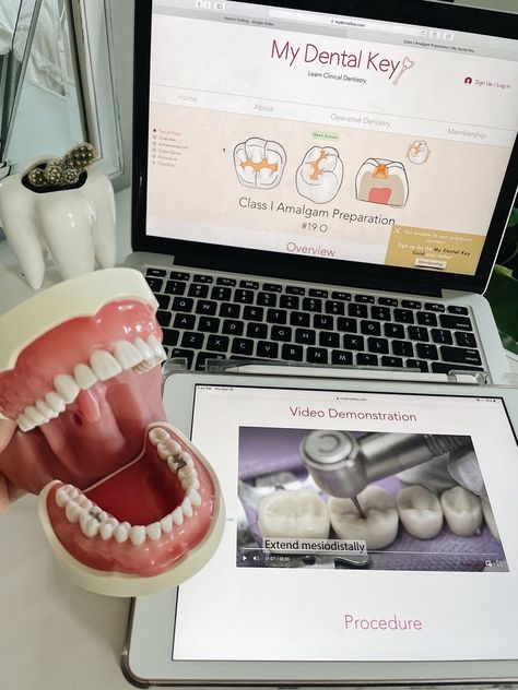 Dentist Career, Dental Hygienist School, Dental Assistant Study, Dental Hygiene Student, Plant Vegetables, Dental Aesthetics, Kesehatan Gigi, Kedokteran Gigi, Dental Hygiene School