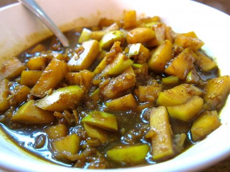 Vata Apple Breakfast. Warming for those of us still not experiencing the heat of summer. Vata Foods, Vata Breakfast, Vata Recipes, Ayurvedic Recipes Vata, Ayurvedic Postpartum, Paneer Korma Recipe, Paneer Korma, Vata Diet, Ayurvedic Cooking