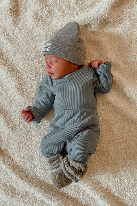 Luca wearing a blue newborn set from Target. Baby Boy Newborn Outfit, Newborn Baby Boy Clothes Winter, Cute Baby Outfits For Boys, Newborn Baby Outfits Boy, Baby Boy Cute Outfits, Baby Fever Boys, Baby Boy Style Newborn, Infant Outfits Boy, Baby Boy Clothes Ideas