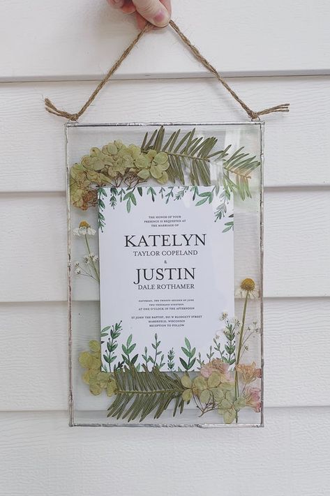 Wedding Invitation Custom Pressed Flower Frame | Etsy Pressed Flower Bouquet, Flower Bouquet Preservation, Pressed Flowers Wedding, Pressed Greenery, Stars Wedding Invitations, Pressed Flower Frame, Invitation Frames, Flower Picture Frames, Wedding Bouquet Preservation