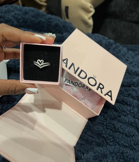 Cute Pandora Rings, Pandora Rings And Bracelets, Pandora Bracelet And Ring, Pandora Ring Stack, Pandora Rings On Hand Aesthetic, Pandora Friendship Rings, Pandora Rings On Hand, Promise Ring Ideas, Pandora Rings Stacked