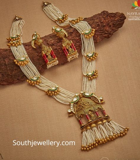 Pearls haram with parrot motifs photo Jesalmeri Jewellery, Moti Sets Jewellery, Pearl Haram, Navrathan Jewellers, Platinum Jewellery, Kundan Jewellery Set, Modern Gold Jewelry, Temple Jewelry, Antique Jewellery Designs