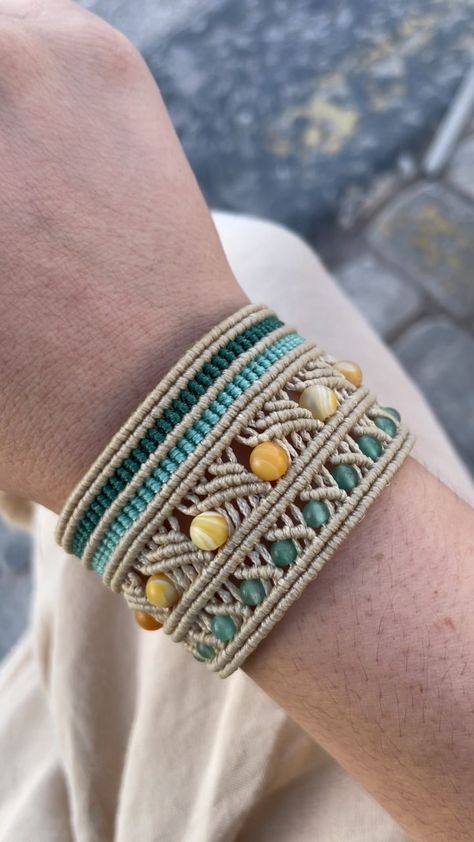 Hello Everyone!! No better way to end this week with a micro macrame cuff bracelet! And even better when it’s presented in such a “summer… | Instagram Cuff Bracelets Diy, Bracelets Macrame, Macrame Bracelet Patterns, Micro Macramé, Macrame Ideas, Handmade Macrame, Woven Bracelets, Summer Instagram, Micro Macrame