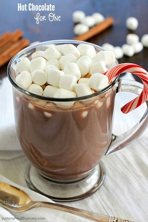 Hot Chocolate For One, Oatmeal Granola Bars, Diy Hot Chocolate, Delicious Hot Chocolate, Homemade Hot Chocolate, Chocolate Recipe, Chocolate Caliente, Hot Chocolate Bars, Hot Chocolate Mix