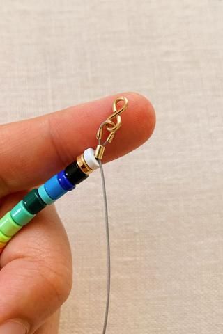 Diy Necklaces Tutorial, Beaded Necklace Tutorial, Tube Necklace, Earring Kit, Beaded Jewelry Necklaces, Beaded Necklace Diy, Basic Jewelry, Necklace Tutorial, Enamel Beads