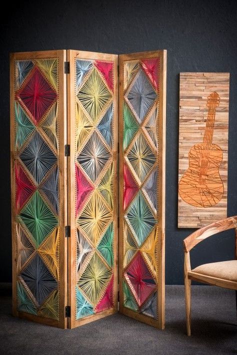 فن الرسم بالمسامير, Rustic Barndominium, String Wall Art, Bedroom Barndominium, Diy Room Divider, Woven Furniture, Diy Kitchen Furniture, Bedroom Crafts, Panel Room Divider