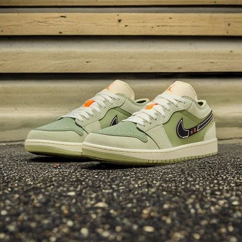 🔥 New Nike Nike Air Jordan 1 Low Craft SE Olive Green Shoes New Men's Size Olive Green Shoes, Jordans For Sale, Nike Air Jordan 1 Low, Fresh Kicks, Air Jordan 1 Low, Nike Air Jordan 1, Jordan 1 Low, Green Shoes, New Nike