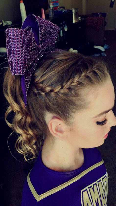 Cheer Hair Ponytail With Bow, Hairstyle For Cheer Dance, College Cheer Hairstyles, Dance Picture Hair, Competition Cheer Hairstyles, Dance Competition Hair Ponytail, Cheer Leader Hairstyles, Cheerleading Hair Styles, Cheer Dance Hairstyle