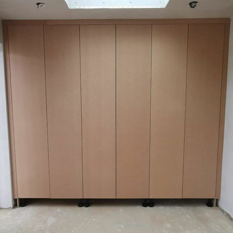 Neat and tidy MDF cupboards! Mdf Cupboard Doors Design, Mdf Cupboards, Cupboard Door Design, Wall Cupboard, Bee House, Cupboard Doors, Gaming Room, Neat And Tidy, Diy Wall