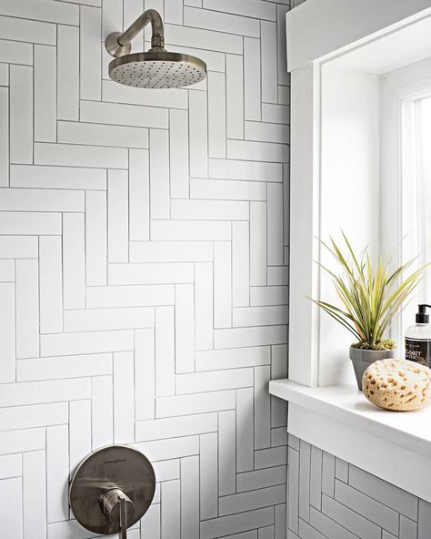 This upright herringbone pattern is one of many different layout options you can choose for our Metro Soho Matte White. You can see how… Straight Herringbone, White Tiled Bathroom, Rustic Farmhouse Bathroom Ideas, Herringbone Subway Tile, Shower Makeover, Subway Tile Patterns, Patterned Bathroom Tiles, Tiled Bathroom, Subway Tile Showers