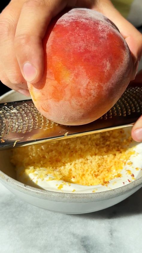 Carolina Gelen | FROZEN PEACHES AND CREAM — inspired by @littlefatboyfrankie ‘s genius fruit shaved ice. I can’t stop making this dessert: it’s refreshing… | Instagram Frozen Peaches And Cream With Pistachios, Frozen Peaches And Cream, Grated Frozen Peach, Frozen Fruit Shaved Ice, Frozen Shaved Fruit, Shaved Frozen Peaches, Brownie Deserts, Ice Recipes, Peaches And Cream Dessert