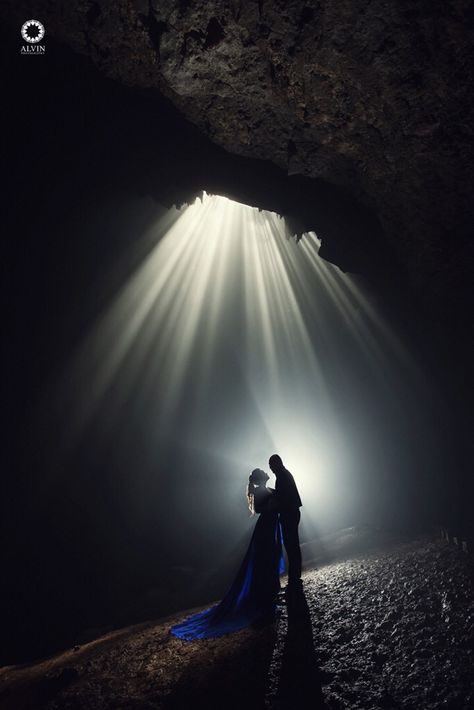 Cave Couple Photoshoot, Cave Photoshoot, Cave Wedding, Nice Photography, Shoot Poses, Magic Light, Light Magic, Keno, Wild Woman