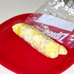 omelet in a bag Ideal Protein Recipes, 17 Day Diet, Easy Camping Meals, Omelette Recipe, Easy Camping, Camping Activities, Camp Cooking, Recipe Details, Camping Food