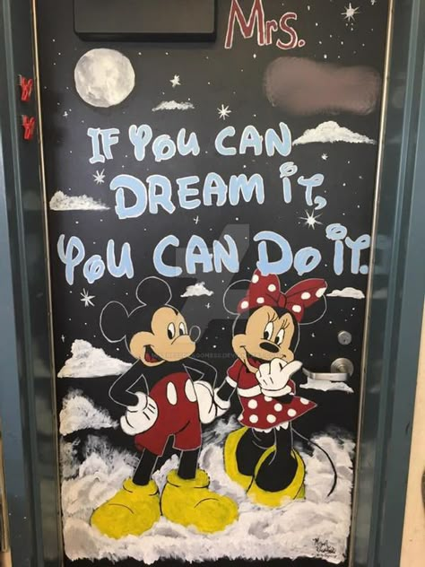 Disney Bulletin Boards, Mickey Classroom, Mouse Door, Mickey Mouse Classroom, Bird Room, Door Decorations Classroom Christmas, Disney Themed Classroom, Mickey Mouse Decorations, Sharpie Paint Pens