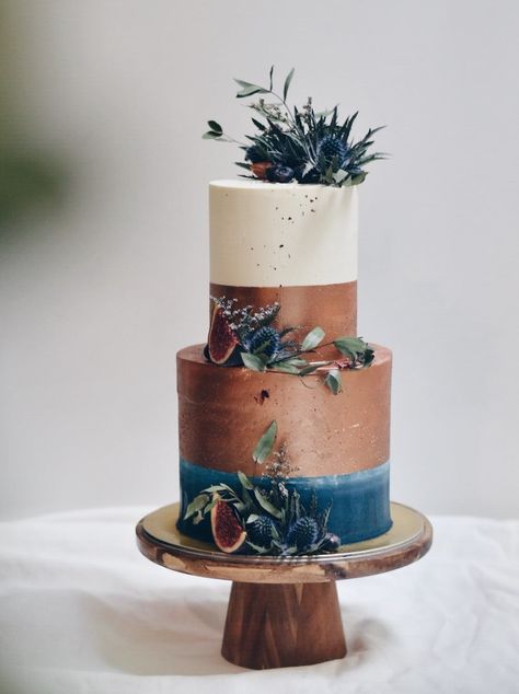 Navy Buttercream, Copper Navy Wedding, Navy Blue Buttercream, Copper Party Decor, Copper Wedding Cake, Copper Wedding Theme, Copper Wedding Colors, Navy Cake, Navy Cakes