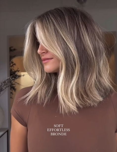 Cool Brown Lowlights In Blonde Hair, Darker Blonde Short Hair, Dull Blonde Hair, Blonde To Bronde Short Hair, Short Rooted Blonde Hair, Subtle Balayage Brunette Short Hair, Rooty Blonde Bob, Short Ombre Hair Brown To Blonde, Short Blonde Hair With Shadow Roots