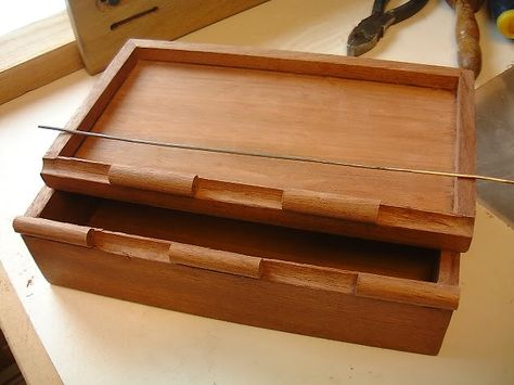 Деревянные Петли для вставок - Установка Часть 2 и Final Wood Box Design, Wooden Hinges, Wooden Box Diy, Wooden Box Designs, Wood Hinges, Box Maker, Japanese Joinery, Woodworking Box, Box Hinges