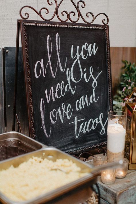 "All you need is love and tacos" wedding reception sign | Image by Swak Photography Autumn Wedding Food, Taco Bout Love, Autumn Wedding Reception, Wedding Reception Signs, Wedding Reception Food, Reception Food, Diy Event, Taco Bar, Camp Wedding