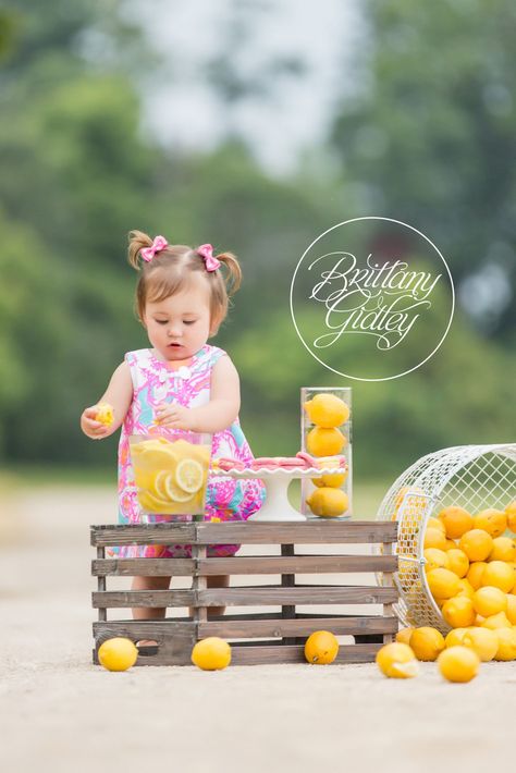 Lemonade Stand | Lilly Pulitzer | Lemonade Dream Session| Photo Shoot | Photography Inspiration | Dream Sessions | Cleveland Ohio | Brittany Gidley Photography LLC Lemonade Photoshoot, Lemonade Stand Photo Shoot, Foto Kids, Mini Photo Sessions, Toddler Photoshoot, Baby Fotografie, 1st Birthday Photoshoot, Photography Mini Sessions, Children Photography Poses