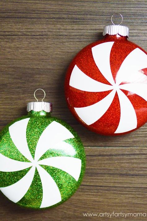 Cricut Christmas Ornaments, Peppermint Ornaments, Peppermint Ornament, Christmas Ornaments Ideas, Grinch Decorations, Grinch Trees, Grinch Christmas Party, Whoville Christmas, Ornaments Ideas