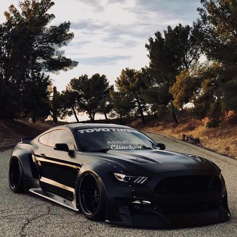 aption this! 😂 • FOLLOW @itsmustangs • Credit ? • #horsepower #americanmuscle #ford #fordmustang #sportscars #mustang #mustanggt Mustang Modified, Widebody Mustang, Mustang S550, Ford Mustang Wallpaper, Ford Mustang Cobra, Chevrolet Camaro Zl1, S550 Mustang, Ford Mustang Car, Mustang Cobra