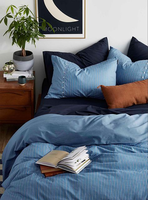 Blue Sheets Bedroom, Blue Comforter Bedroom, Dekorasi Kamar Tidur, Comfortable Bedroom, Blue Bedding, Blue Bedroom, Apartment Inspiration, Room Inspiration Bedroom, Aesthetic Bedroom