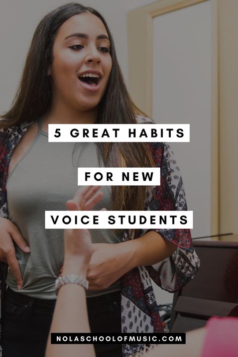 A woman singing with her voice teacher during a vocal lesson with the text "5 great habits for new voice students" Vocal Tips, Vocal Warmups, Private Teacher, Voice Lessons, Vocal Training, Voice Coach, Voice Lesson, Developing Healthy Habits, Vocal Coach