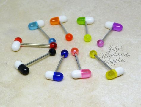 Tongue Piercing Pill Jewelry, Tounge Bars Piercing Jewelry, Toung Piercings Jewelry, Cool Tongue Piercing Jewelry, Cute Tongue Piercing Jewelry, Pill Tongue Piercing, Tounge Pericings Aesthetic, Tongue Piercing Aesthetic, Cute Tongue Rings