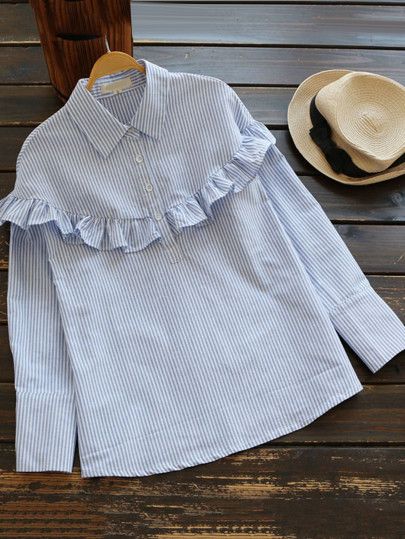 Pinstripe Blouse, Blouse Casual Fashion, Women Blouses Fashion, Fashion Tops Blouse, Trendy Fashion Tops, Cute Blouses, Stylish Dresses For Girls, Fashion Attire, Stylish Dress Designs