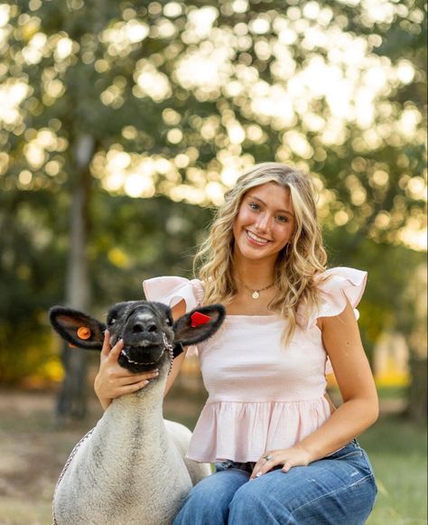 Jean Jacket Senior Pictures, Livestock Showing Outfits, Show Lamb Photoshoot, Senior Pictures With Show Lamb, Goat Show Outfits, Livestock Show Outfits Sheep, Senior Picture Ideas Ffa, Sheep Showmanship, Livestock Show Outfits