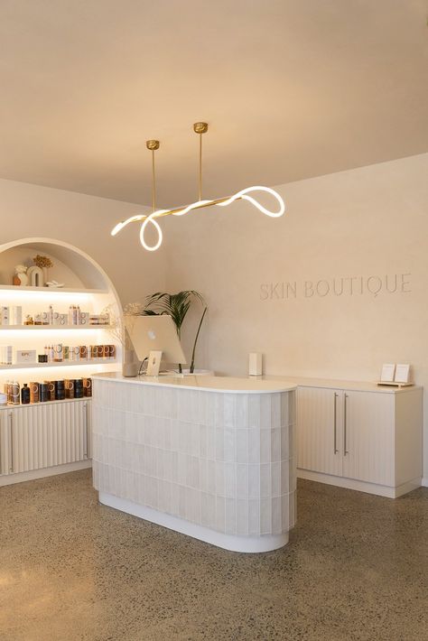 Skin Boutique / Reveal — Shelley Ferguson Studio | Interior Designer Lash Salon Ideas Interior Design, Beauty Salon Reception Area, Esthetician Room Ideas Studios, Organic Reception Desk, Modern Boutique Interior, Spa Reception Desk, Reception Desk Ideas, Reception Desk Salon, Spa Design Interior