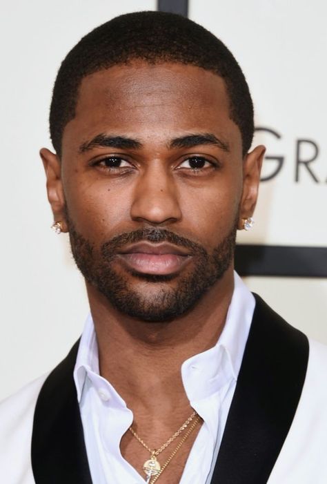 Rapper Big Sean Big Sean Rapper, Feminine Art, Big Sean, Feminine Energy, Youtubers, Rap, Hip Hop, Quick Saves, Art