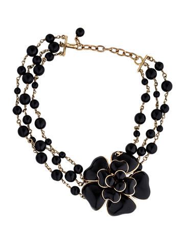 Chanel Triple Strand Camellia Bead Necklace Black Necklace Outfit, Necklace Chanel, Angel Accessories, Chanel Jewelry Necklace, Van Cleef And Arpels Jewelry, Necklace Outfit, Chanel Necklace, Camellia Flower, S Hook