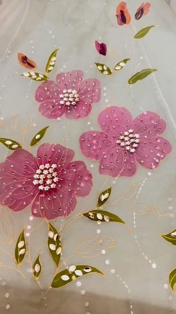 Fabric Painting On Organza, Paint Suit Designs, Hand Painted Organza, Painted Dupatta, Painted Shirt, Fabric Colour Painting, Bubble Drawing, Saree Painting Designs, Fabric Paint Diy