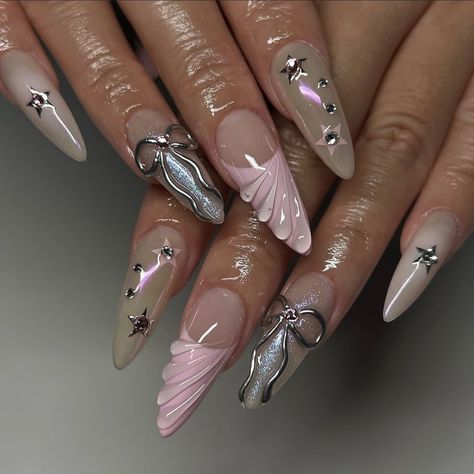 nails inspo✨ - - -dm to place order -follow @nailsecrets.co - Nail kit include - set of 10 nails, nail glue , nail glue tabs, cuticle pusher, filer, alcohol swabs, instructional manual and freebies 💕🍁 - - - - - - - 🏷 #nail #nailart #stickon #stickonnails #customiseablenails #nails #pressonnails #pressons #pressonnailsindia #stickonnailsindia #pressonnailsonsale #supportsmallbusiness #smallbusinessindia #smallbusinessjammu #easypressonnails #pressonjammu Pink Girly Nails, Nails Bubble, Bubble Nail Art, 3d Gel Nails, Mix And Match Nails, Match Nails, Girly Nails, Nails Done, Cuticle Pusher