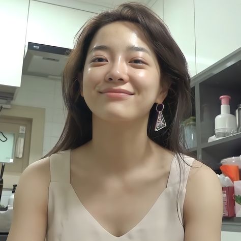 Korean Clear Skin Aethstetic, Clear Skin Aethstetic, Clean Skin Face, Korean Glass Skin, Se Jeong, Clear Glowing Skin, Korean Face, Kim Sejeong, Bare Face